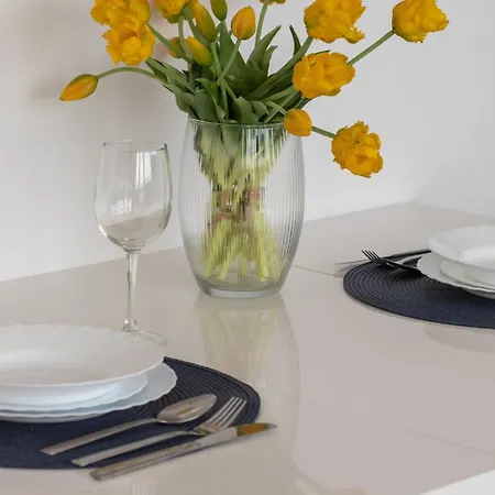 شقة Stylowy Apartament Typu Studio Z Widokiem Na Stare Miasto By Renters *